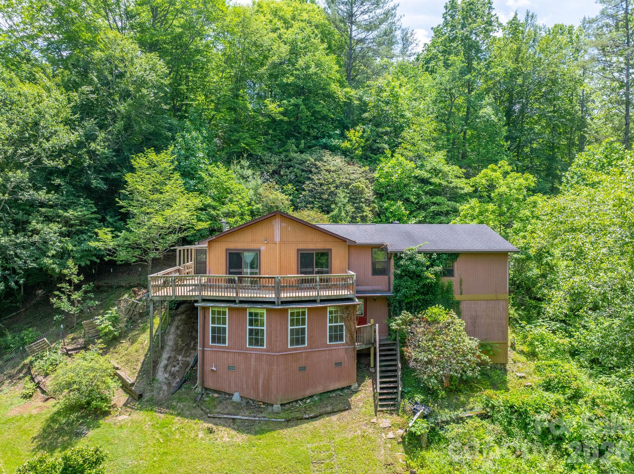 295 Richmond Road Bakersville, NC 28705 - Photo 17 of 33