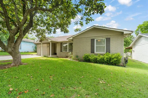 $269,000 | 1206 Bales Street, Cleburne, TX 76033