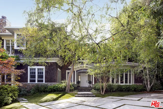 $18,695,000 | 2041 Mandeville Canyon Road, Los Angeles, CA 90049