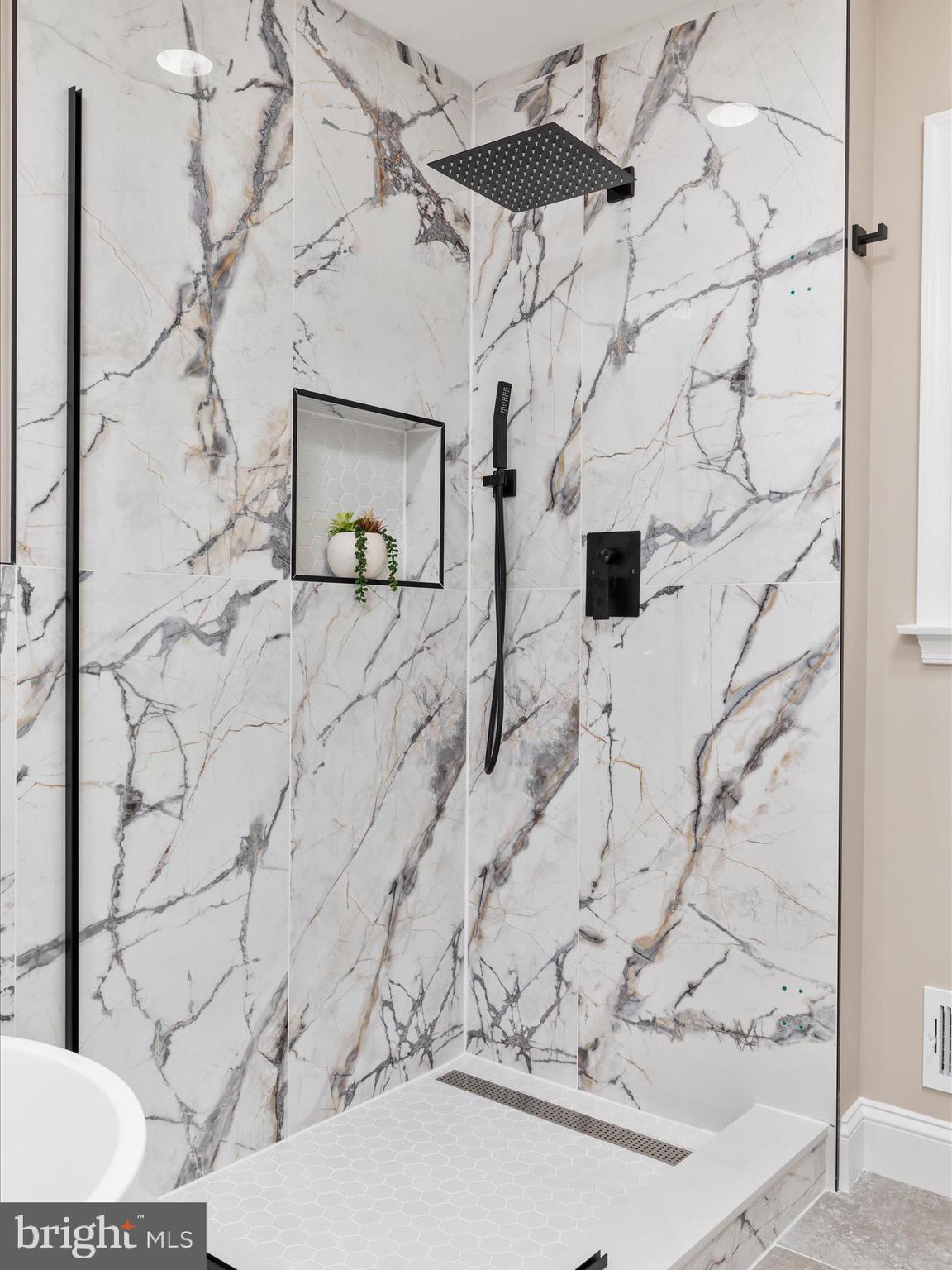 6615 White Post Road Centreville, VA 20121 - Photo 26 of 50 2E6A0567_6615 White Post Rd - Absolute Altitude -6