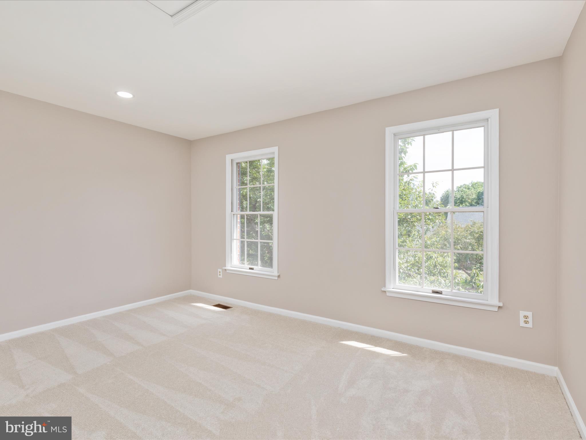 6615 White Post Road Centreville, VA 20121 - Photo 32 of 50 2E6A0588_6615 White Post Rd - Absolute Altitude -6