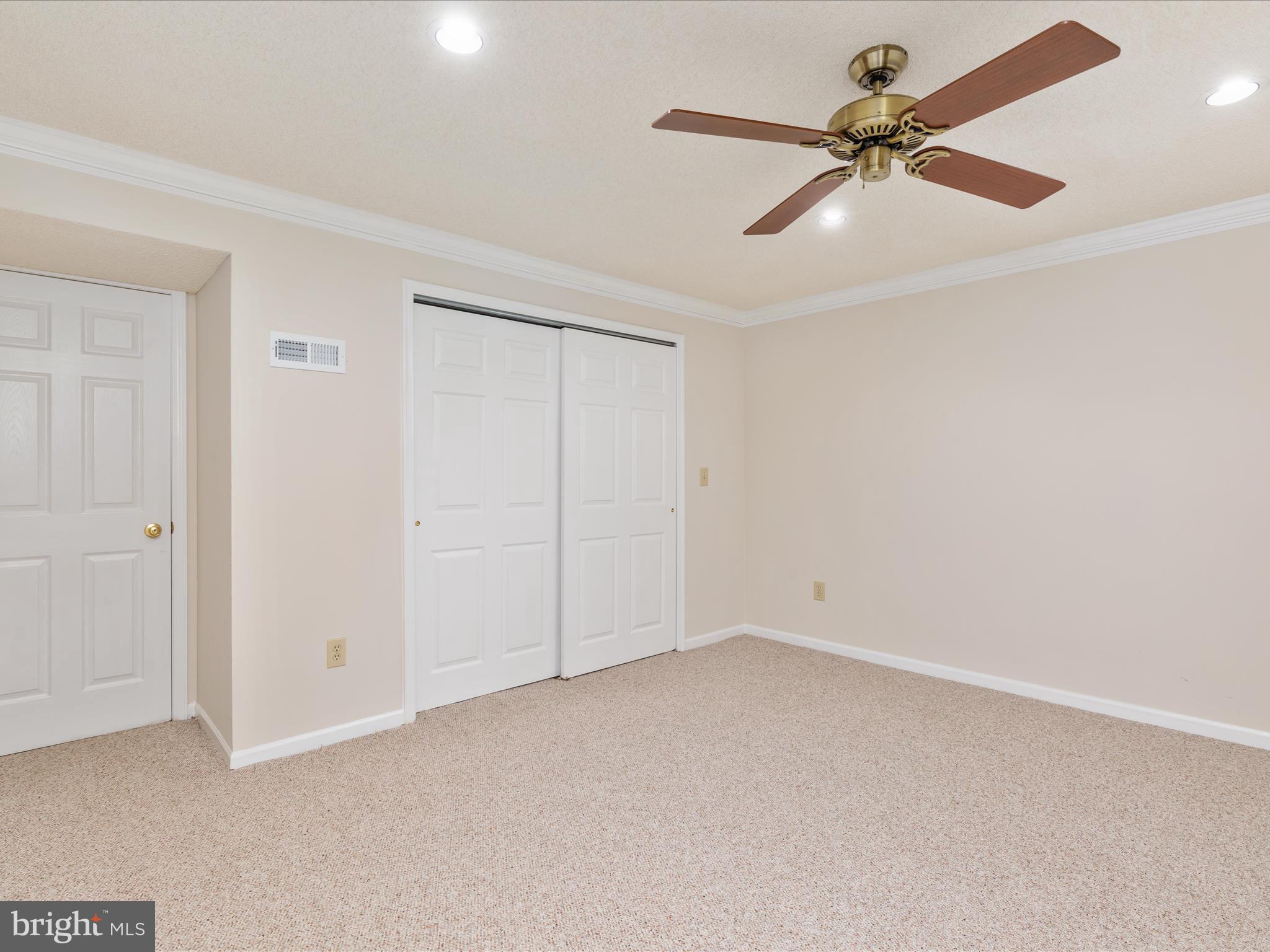 6615 White Post Road Centreville, VA 20121 - Photo 34 of 50 2E6A0712_6615 White Post Rd - Absolute Altitude -6