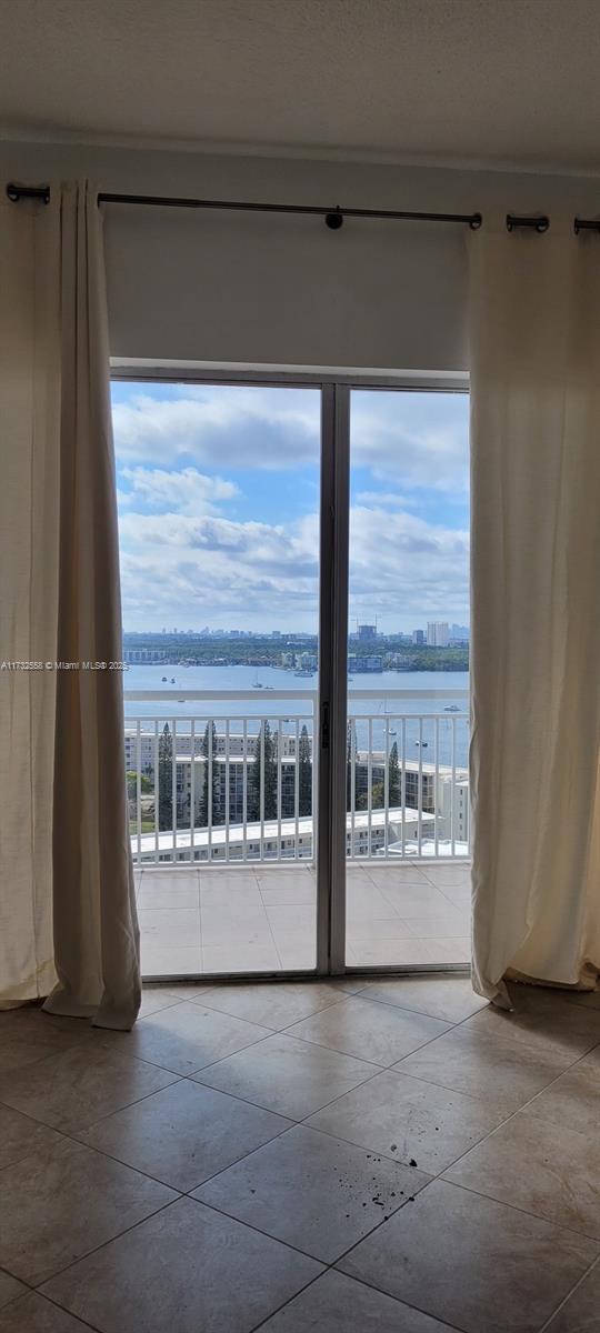 18031 Biscayne Boulevard, Unit PH03 Aventura, FL 33160 - Photo 15 of 21 a view of front door