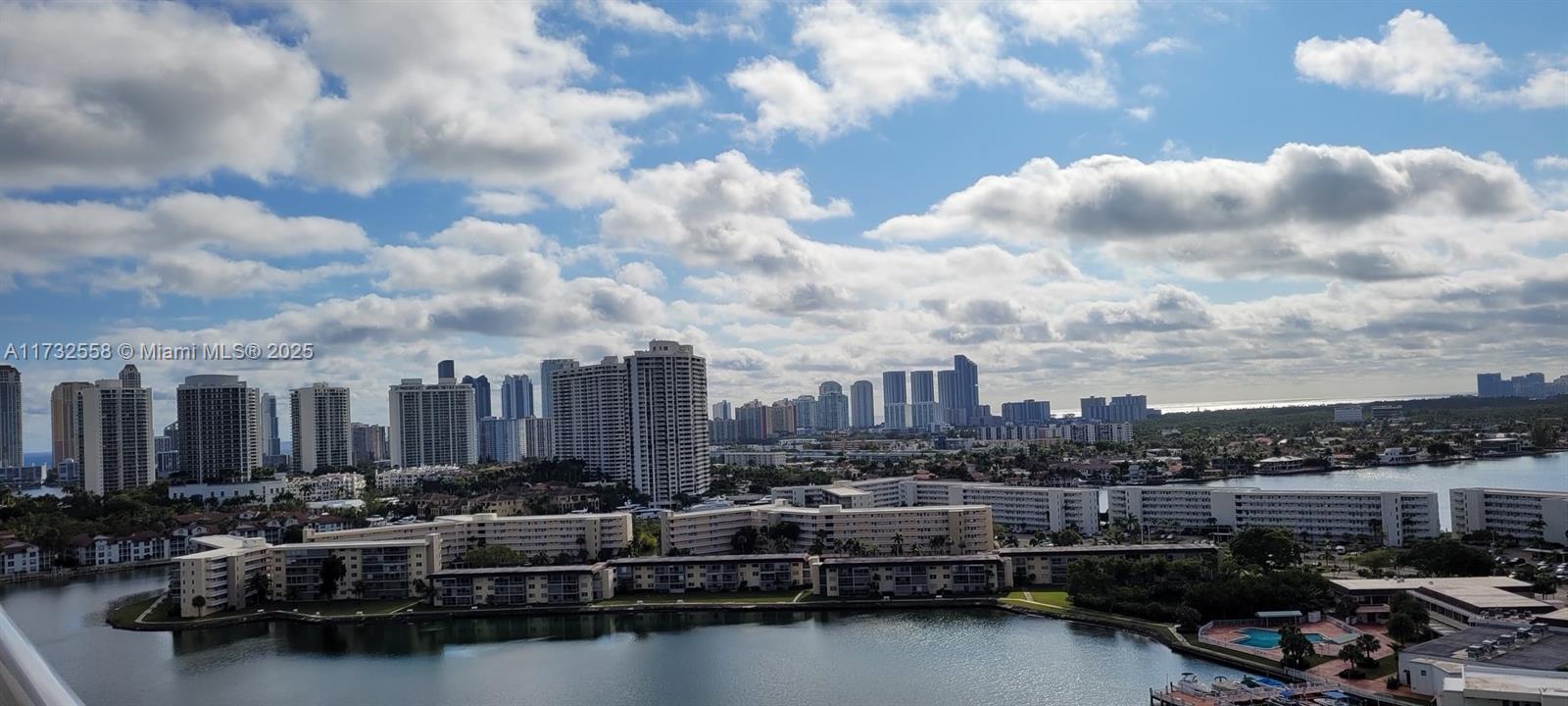 18031 Biscayne Boulevard, Unit PH03 Aventura, FL 33160 - Photo 18 of 21 a view of a city