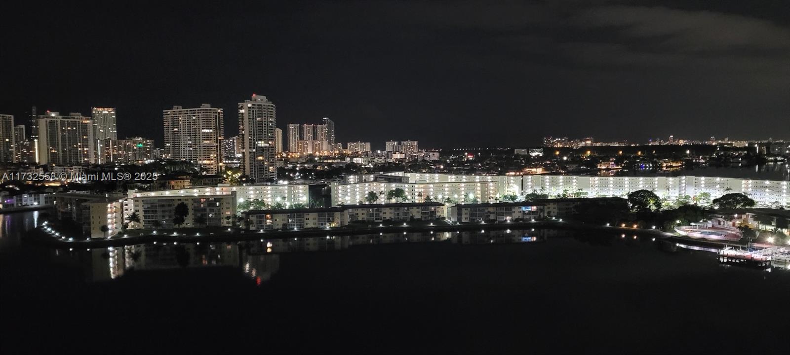 18031 Biscayne Boulevard, Unit PH03 Aventura, FL 33160 - Photo 20 of 21 a view of a city