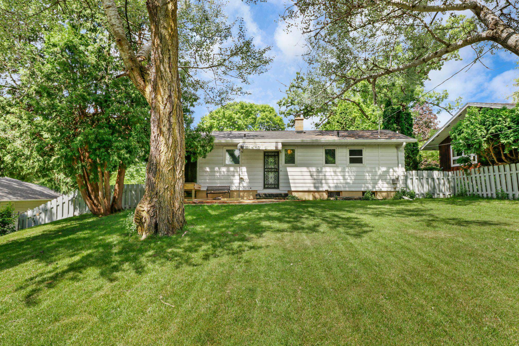 3609 Hovde Road Madison, WI 53704 - Photo 25 of 34