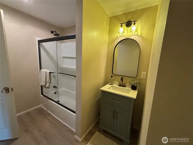 a view of a car in front of house