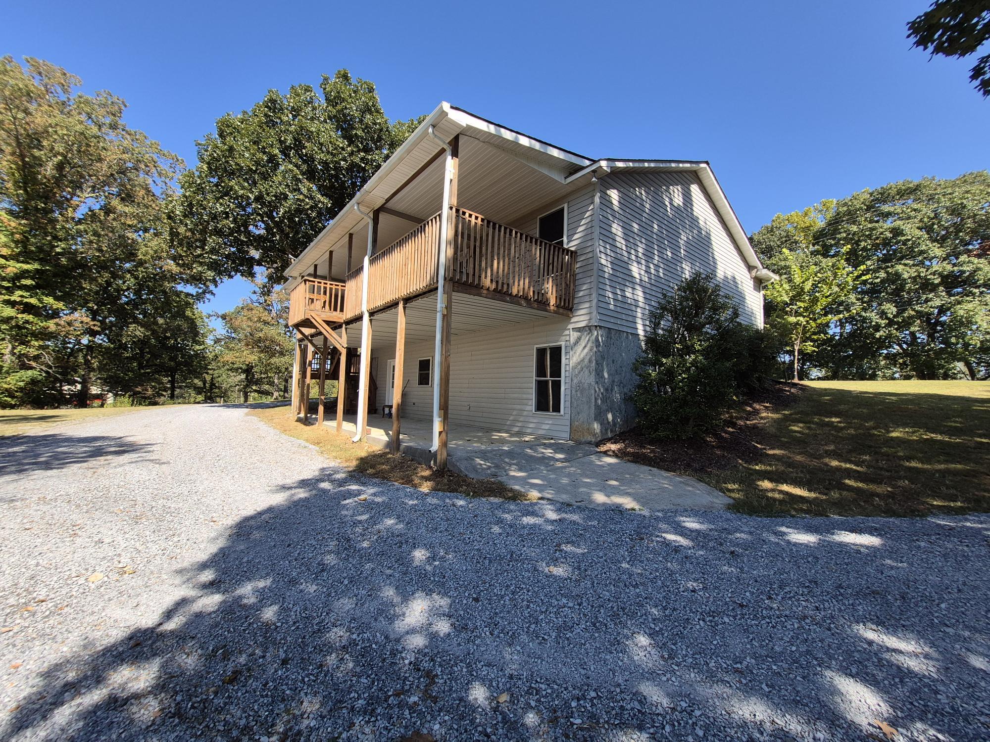 10048 Moneta Road Bedford, VA 24523 - Photo 5 of 51 20250919_113410