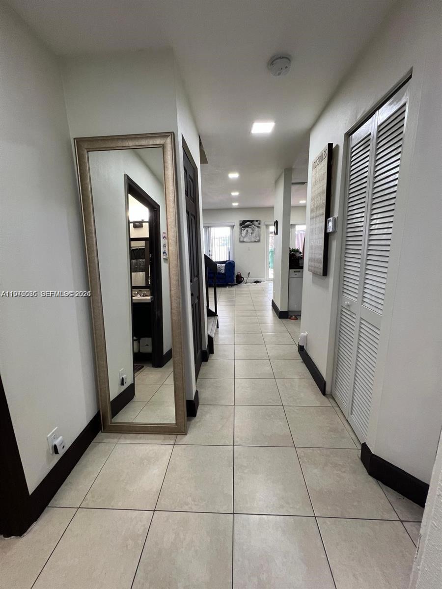 17401 Southwest 140th Court Miami, FL 33177 - Photo 8 of 42