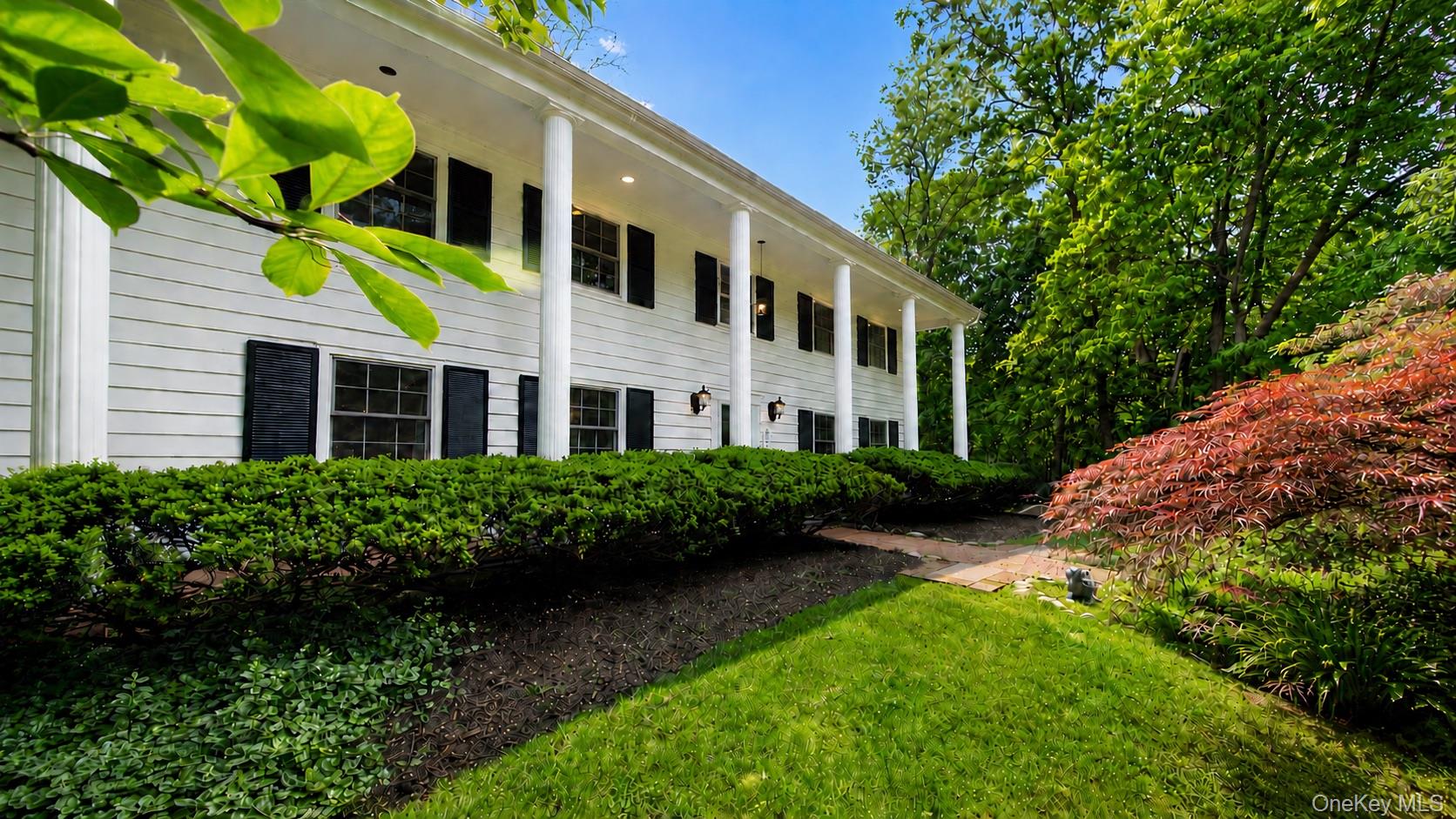 77 Shore Road Mount Sinai, NY 11766 - Photo 5 of 33