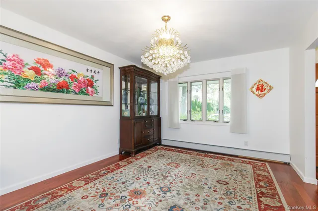 $1,758,000 | 43 Elm Street, Great Neck, NY 11021