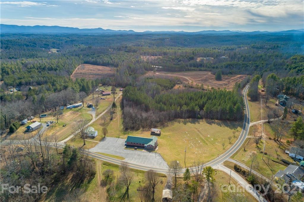 3853 Pea Ridge Road Morganton, NC 28655 - Photo 10 of 17 Gallery Image 10