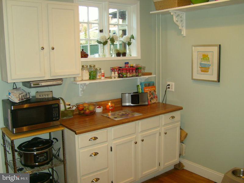 325 Rider Avenue Lancaster, PA 17603 - Photo 13 of 19 Gallery Image 13