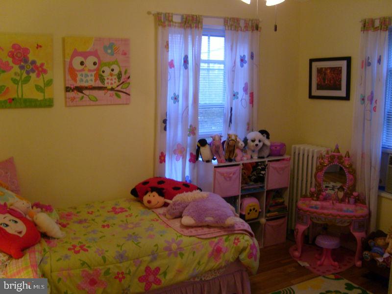 325 Rider Avenue Lancaster, PA 17603 - Photo 7 of 19 Gallery Image 7