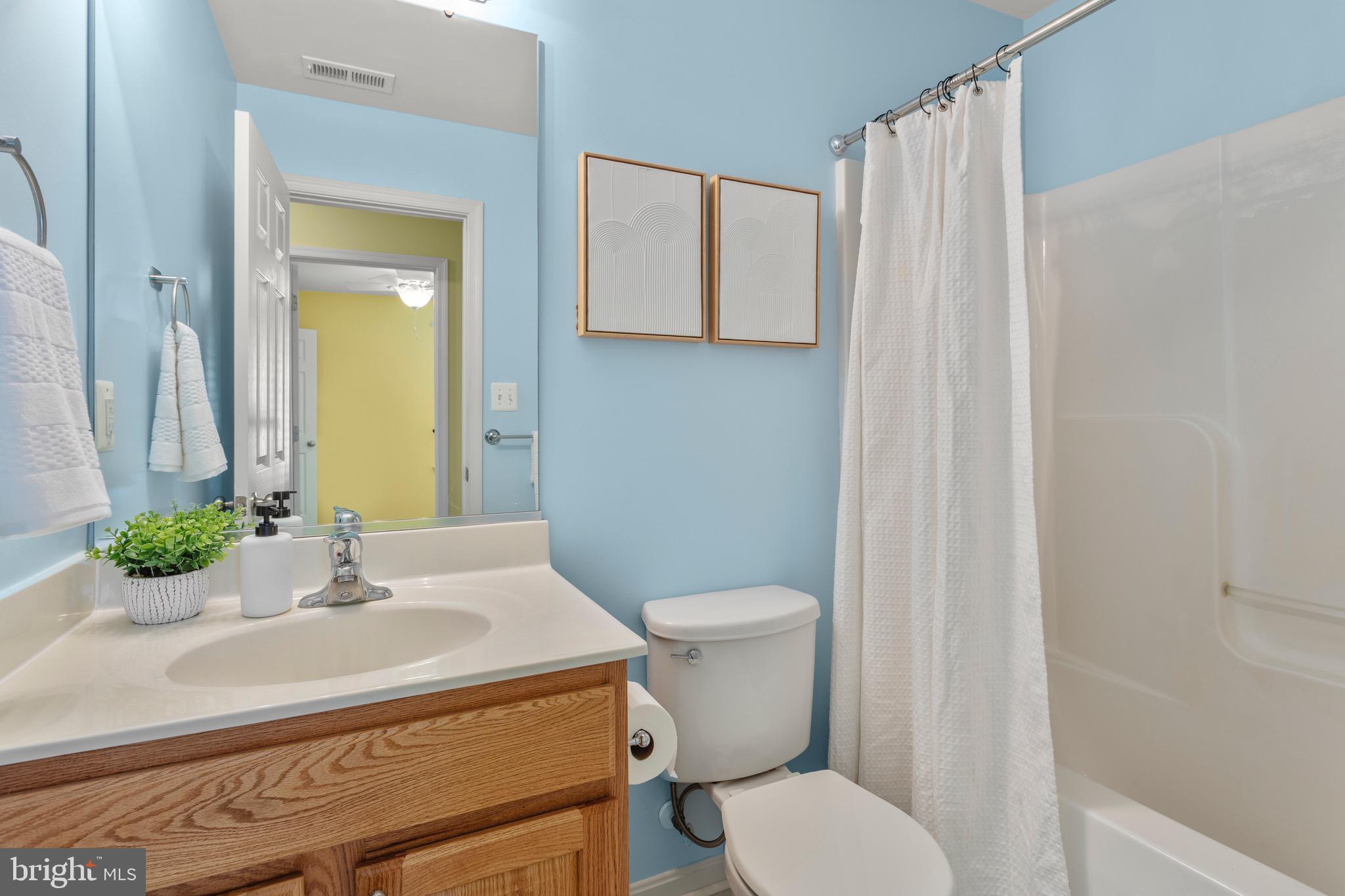 252 Rimfire Way Prince Frederick, MD 20678 - Photo 37 of 70 Upper level full bathroom #2