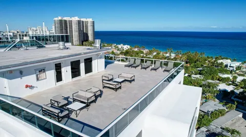 $249,900 | 2841 North Ocean Boulevard, Unit 307, Fort Lauderdale, FL 33308