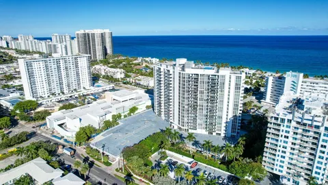 $249,900 | 2841 North Ocean Boulevard, Unit 307, Fort Lauderdale, FL 33308