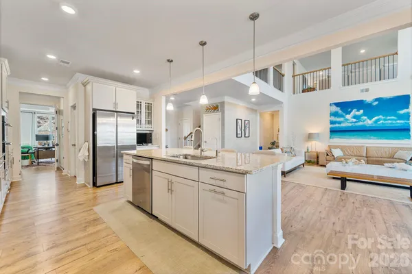 $890,000 | 2111 LaPalma Trace, Lake Wylie, SC 29710