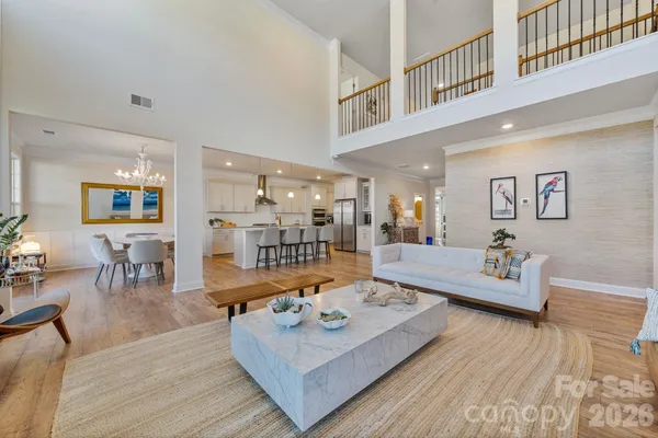 $890,000 | 2111 LaPalma Trace, Lake Wylie, SC 29710