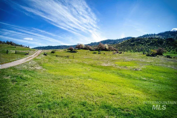 $785,000 | Parcel A&b Timber Flt Road, Ola, ID 83657