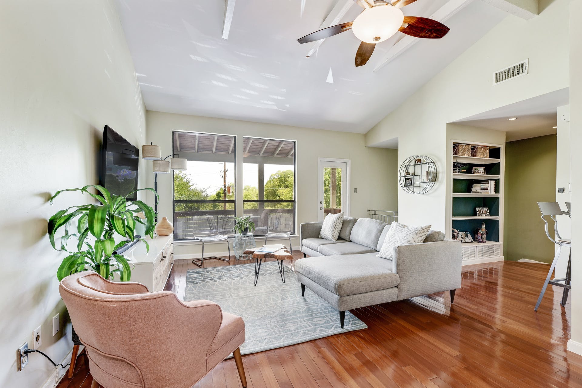 1100 Azie Morton Road, Unit 1102 Austin, TX 78704 - Photo 7 of 26