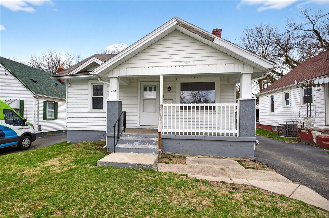 214 Geneva Road Dayton, OH 45417 - Photo 1 of 32 Gallery Image 1