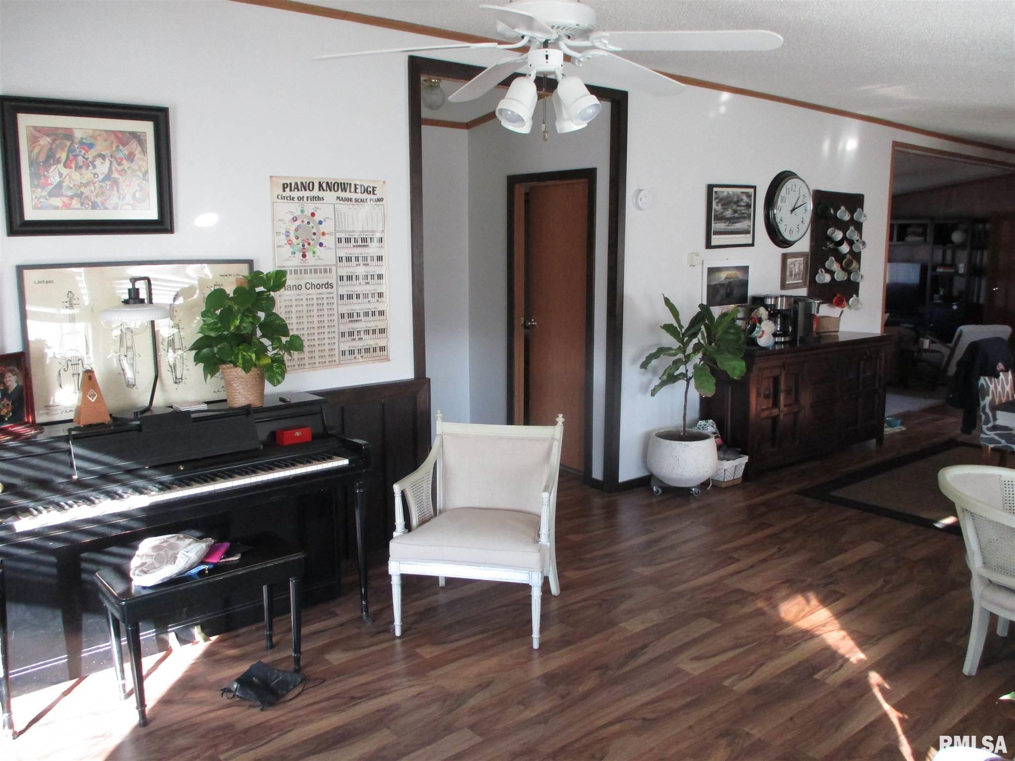 13476 Bowling Alley Road Benton, IL 62812 - Photo 16 of 28