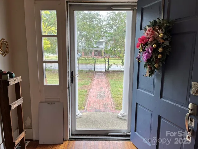 a view of a entryway door of the house