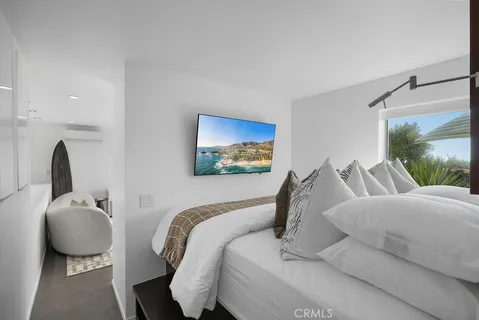 $4,088,888 | 1119 Katella Street, Laguna Beach, CA 92651