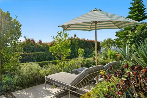 $4,088,888 | 1119 Katella Street, Laguna Beach, CA 92651