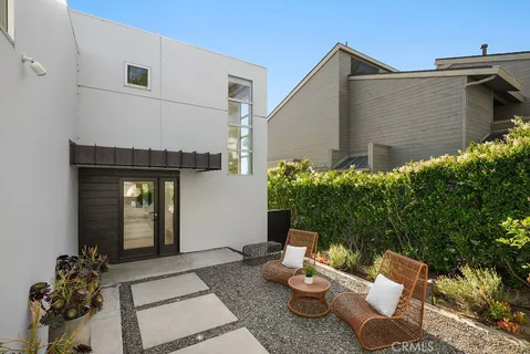 $4,088,888 | 1119 Katella Street, Laguna Beach, CA 92651