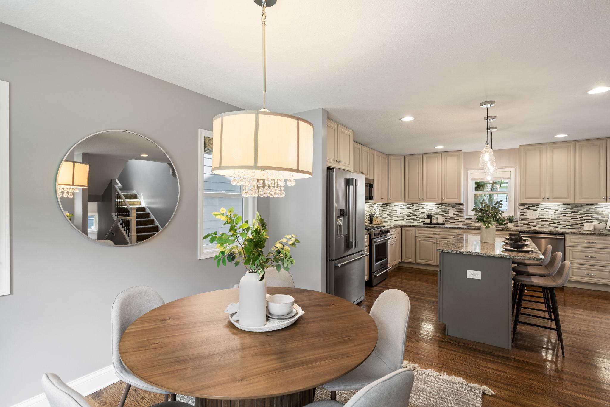 5925 Vincent Avenue South Minneapolis, MN 55410 - Photo 12 of 44