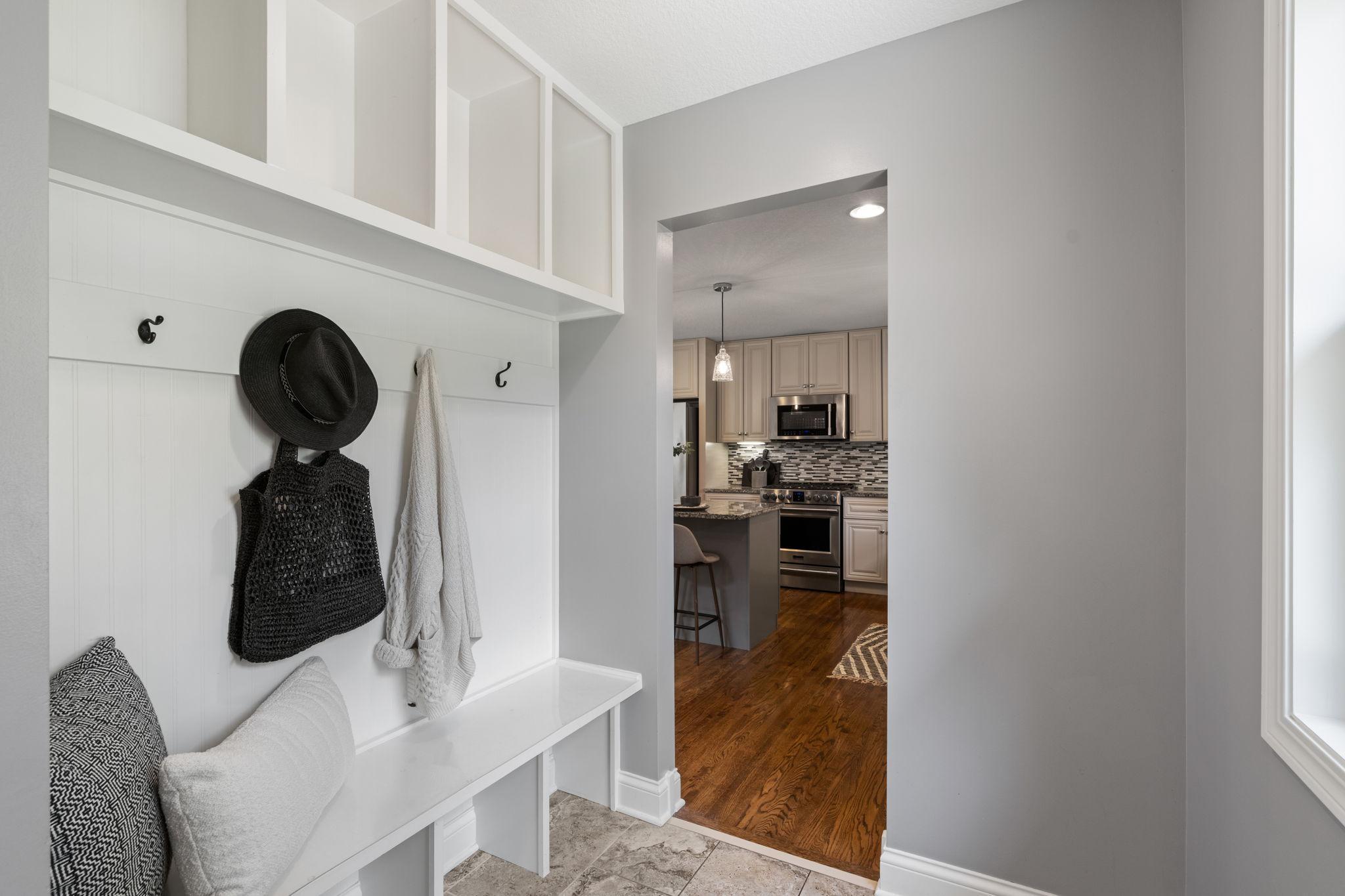 5925 Vincent Avenue South Minneapolis, MN 55410 - Photo 15 of 44