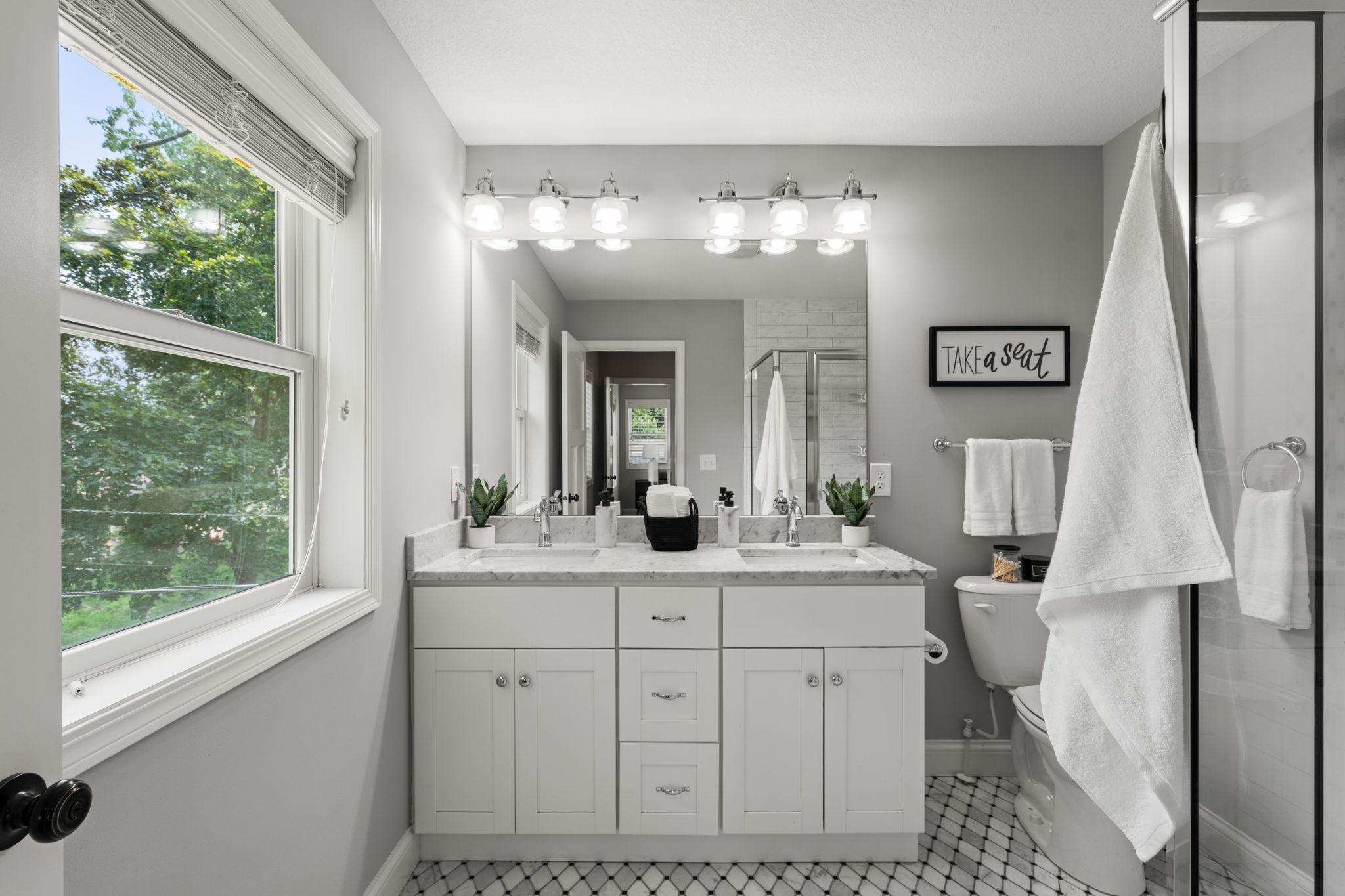 5925 Vincent Avenue South Minneapolis, MN 55410 - Photo 18 of 44