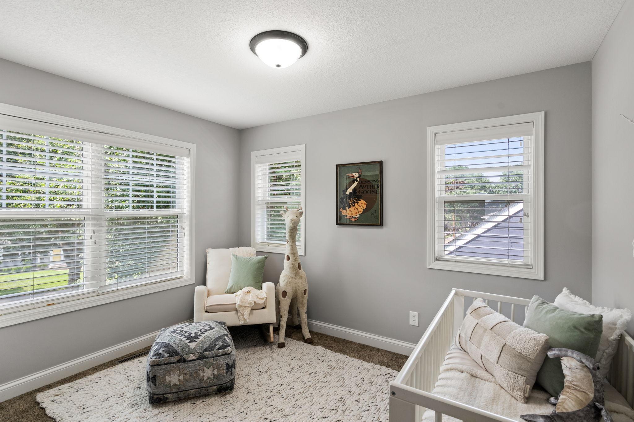 5925 Vincent Avenue South Minneapolis, MN 55410 - Photo 22 of 44