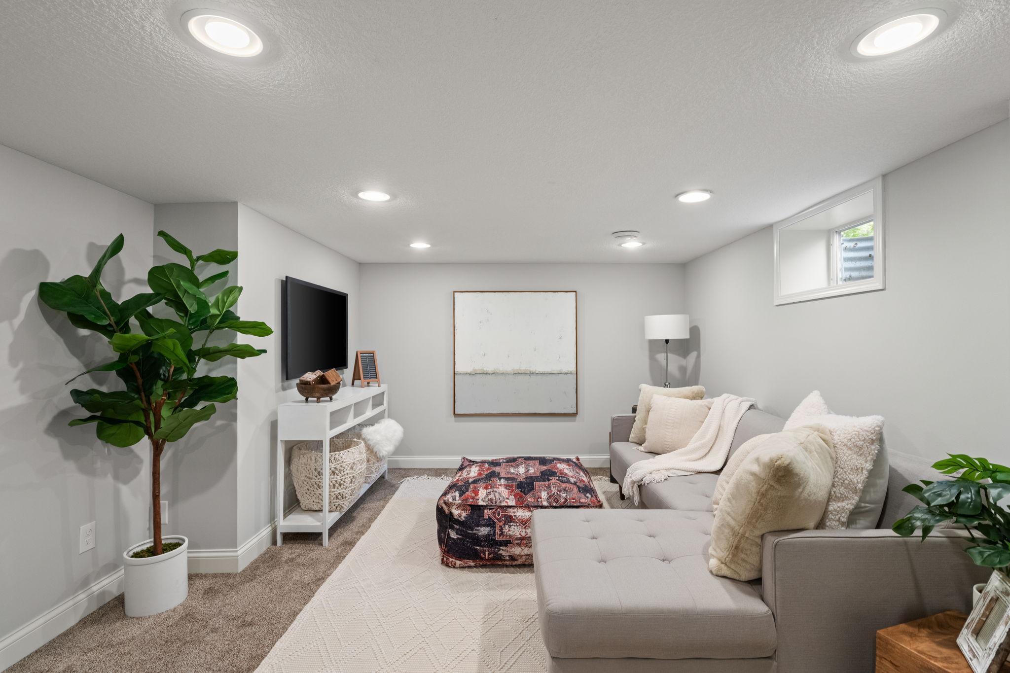 5925 Vincent Avenue South Minneapolis, MN 55410 - Photo 25 of 44