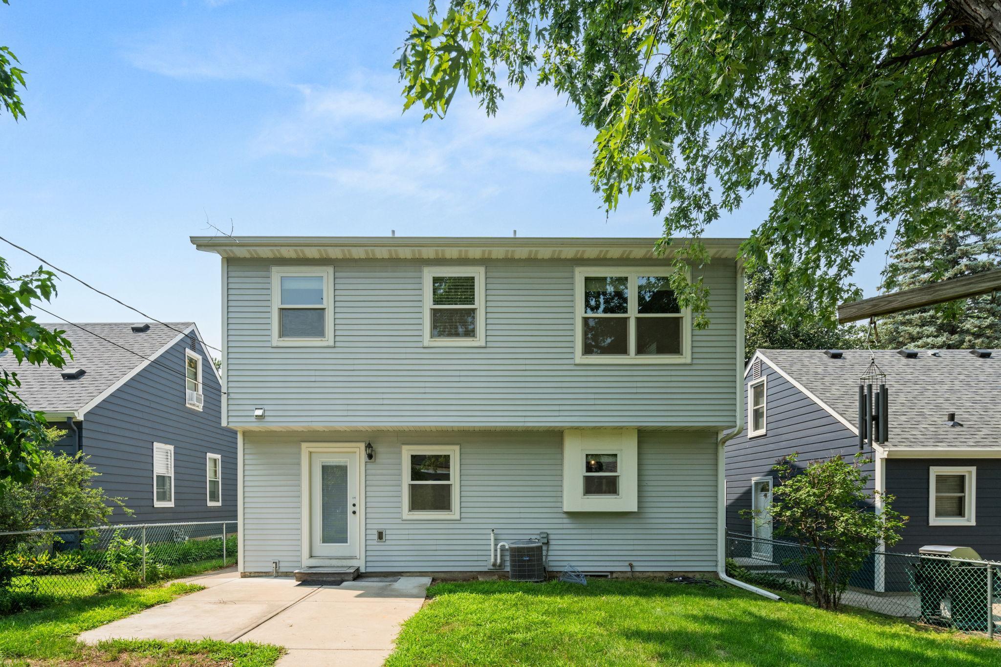 5925 Vincent Avenue South Minneapolis, MN 55410 - Photo 30 of 44