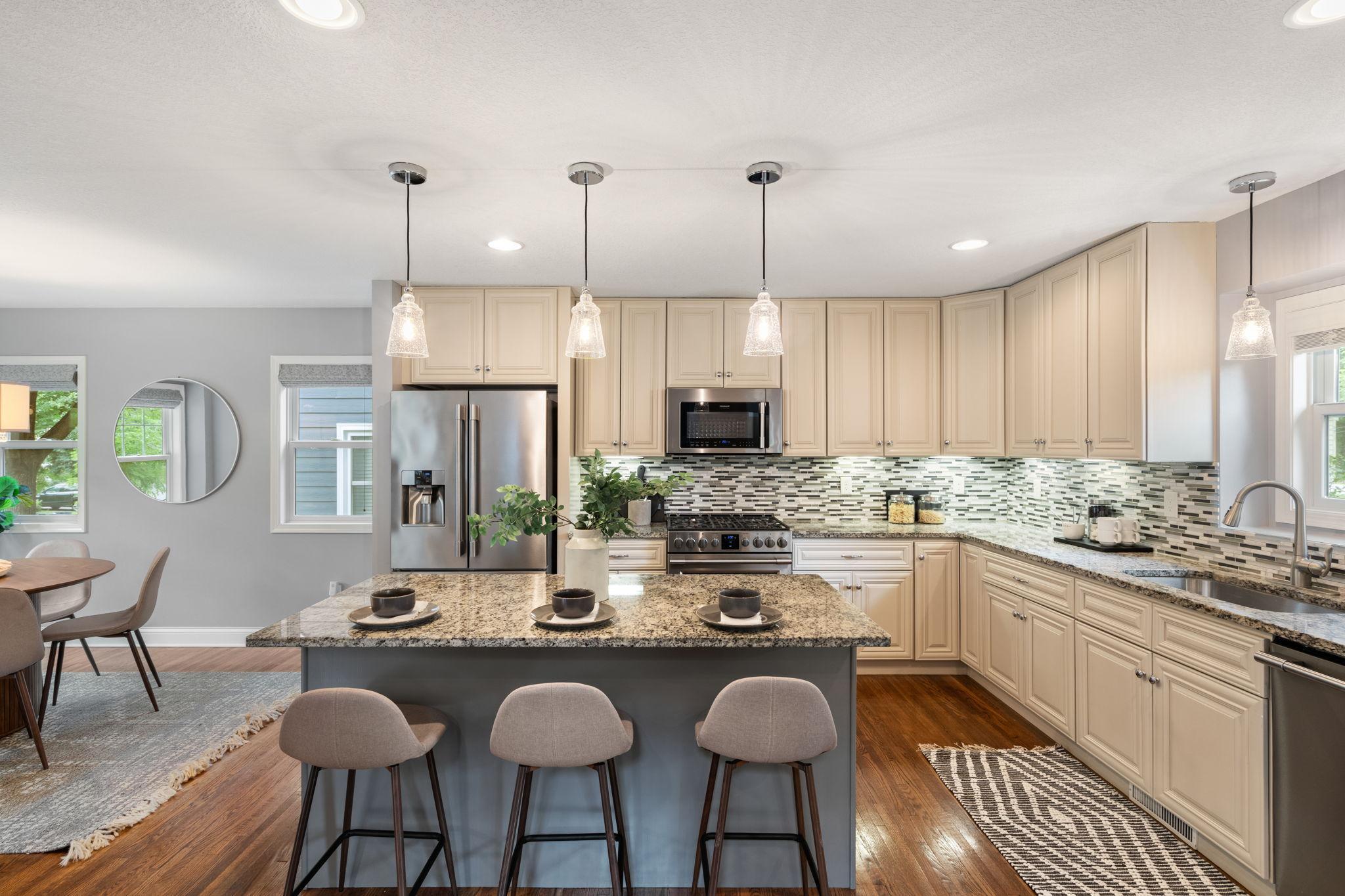 5925 Vincent Avenue South Minneapolis, MN 55410 - Photo 7 of 44