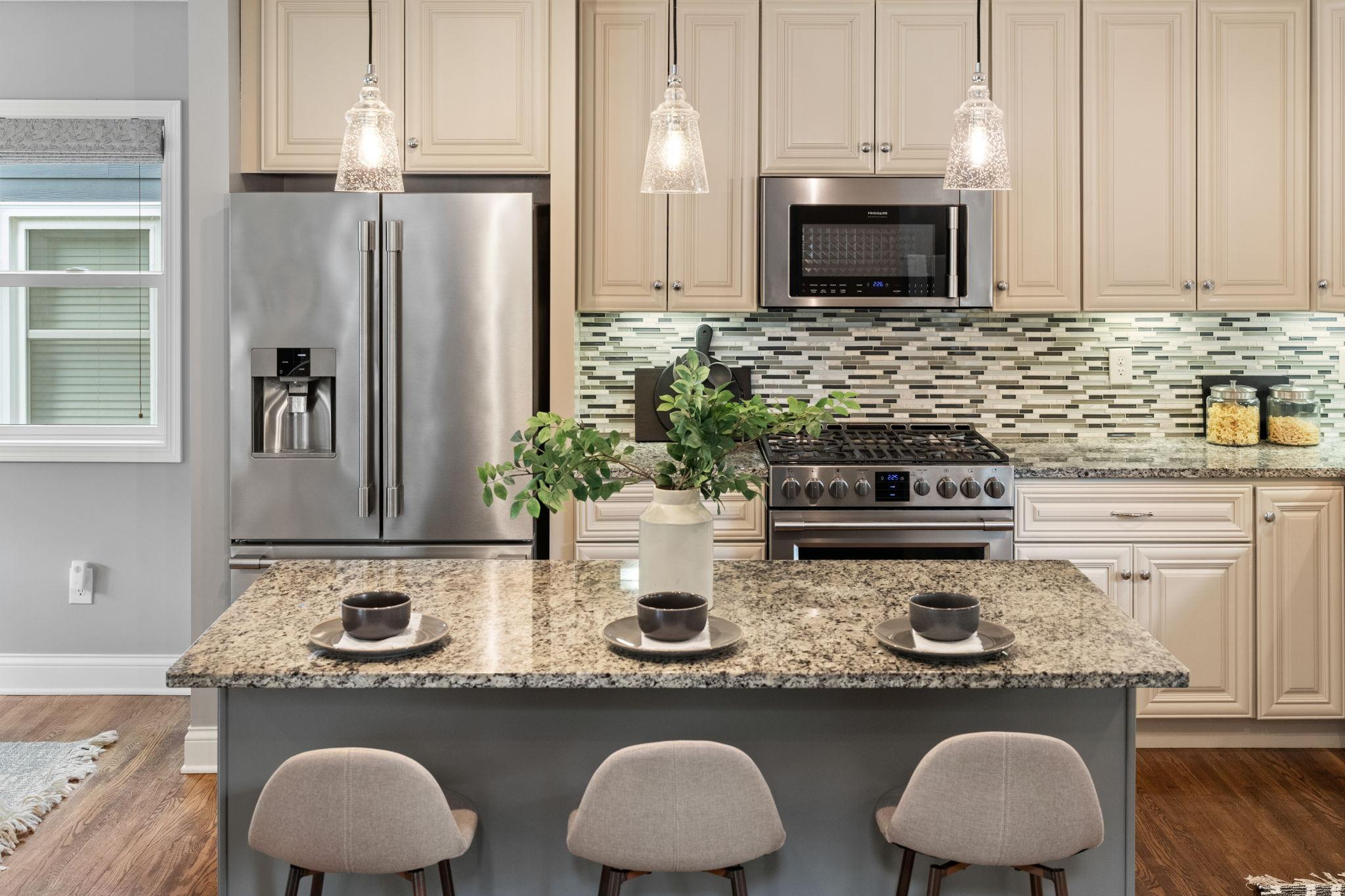 5925 Vincent Avenue South Minneapolis, MN 55410 - Photo 8 of 44