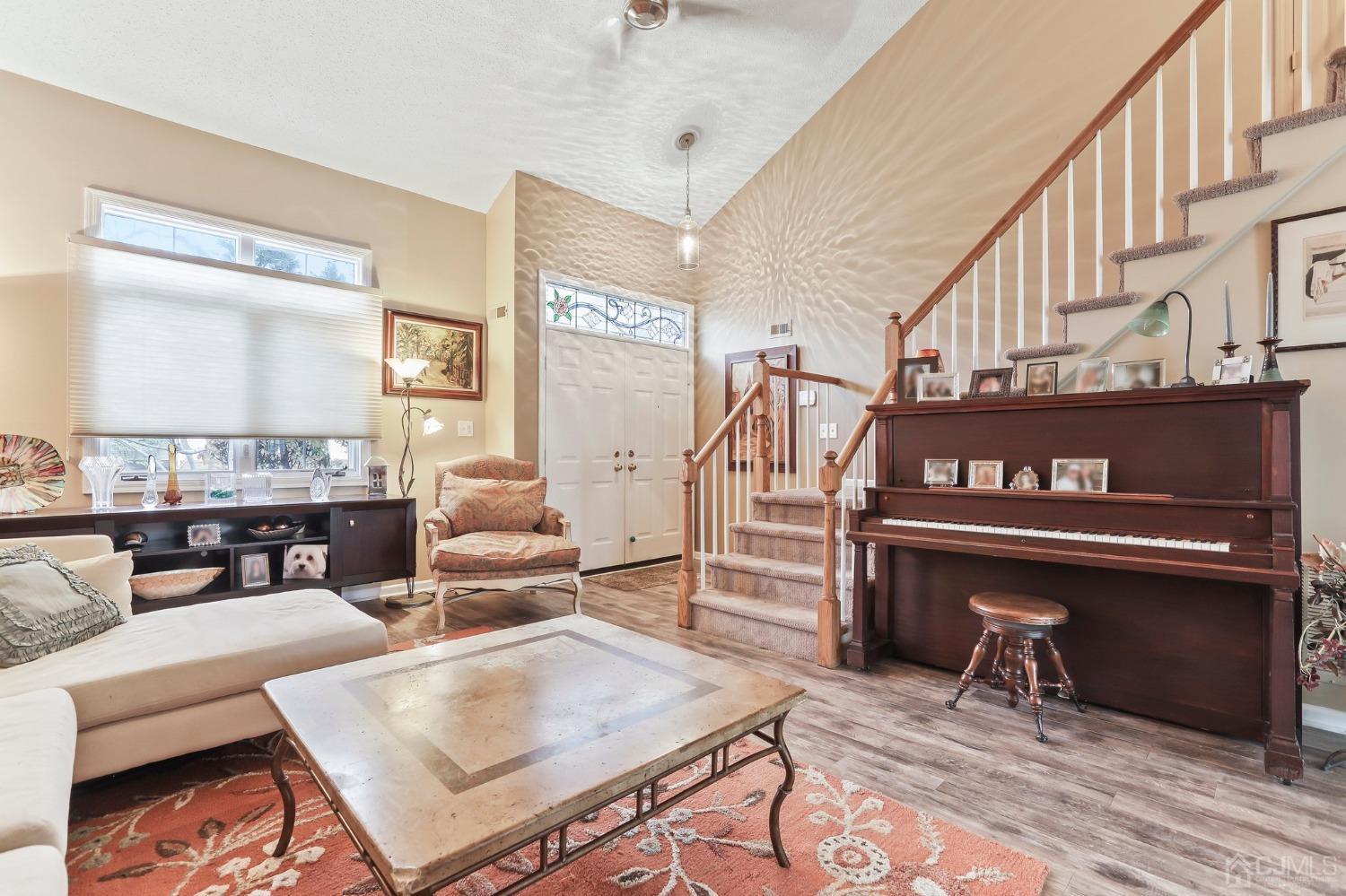 17 B Winthrop Road Monroe Township, NJ 08831 - Photo 5 of 32 Gallery Image 5