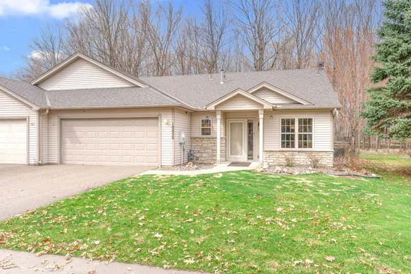 $365,000 | 10850 Woodland Drive, Chisago City, MN 55013