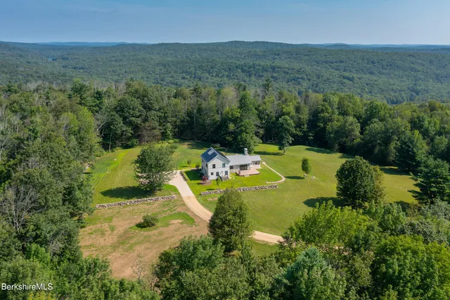 $1,500,000 | 194 Sandisfield Road, Sandisfield, MA 01255