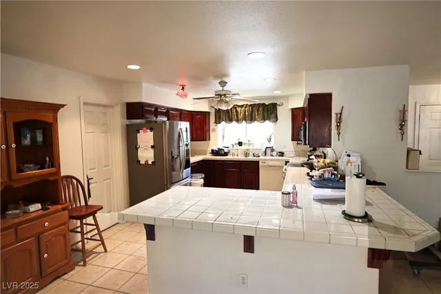 $2,295 | 2751 South Dandelion Street, Pahrump, NV 89048