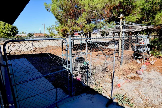 $2,295 | 2751 South Dandelion Street, Pahrump, NV 89048