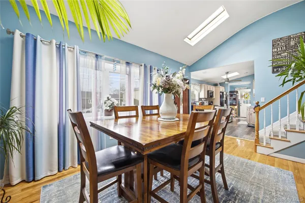 $624,999 | 831 North Erie Avenue, Lindenhurst, NY 11757