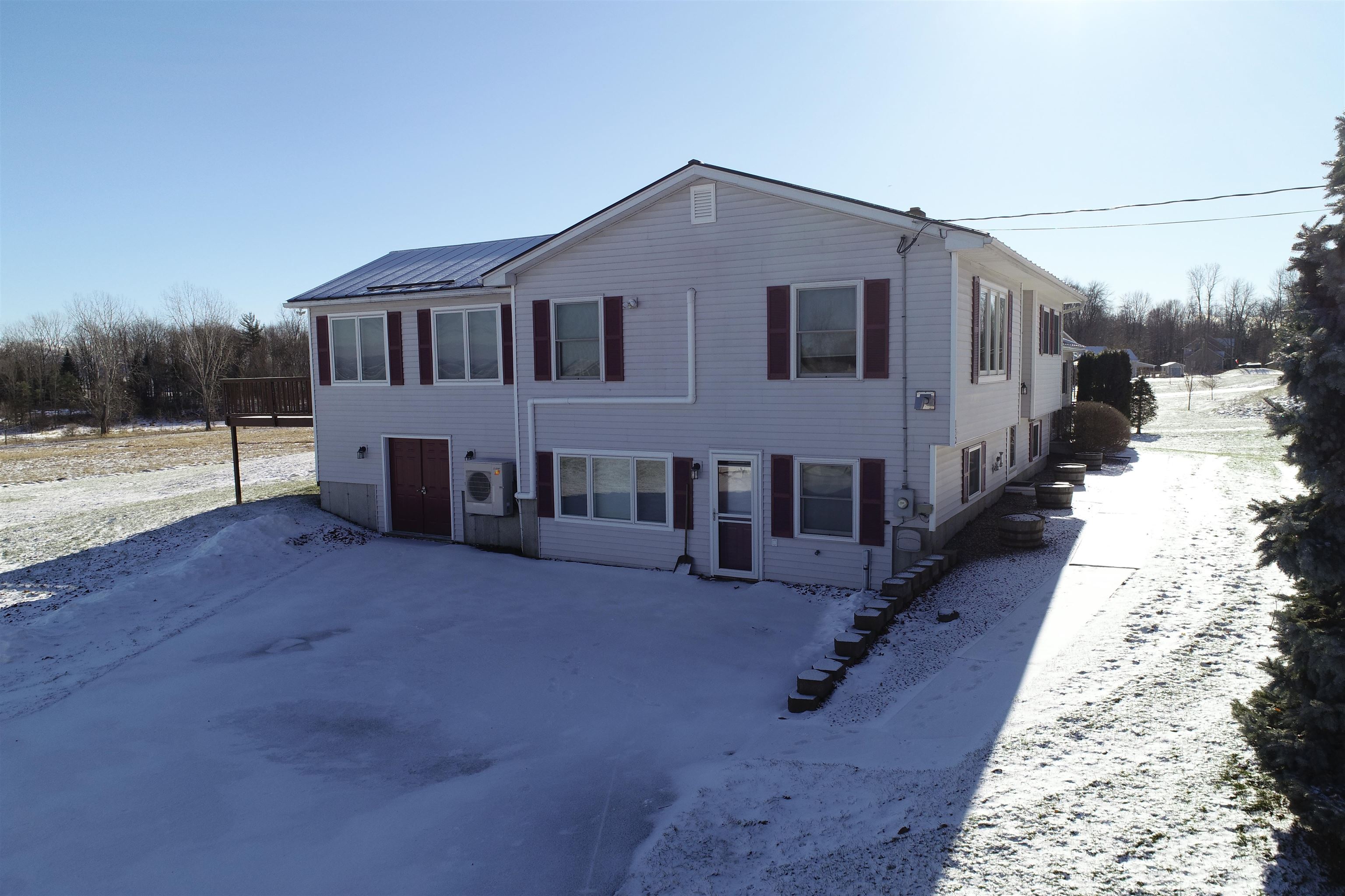 132 E Shore South Grand Isle, VT 05458 - Photo 11 of 58