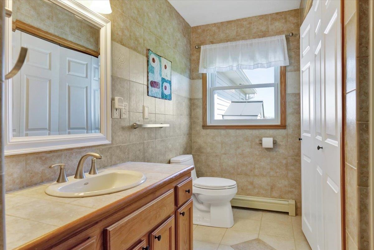 132 E Shore South Grand Isle, VT 05458 - Photo 35 of 58