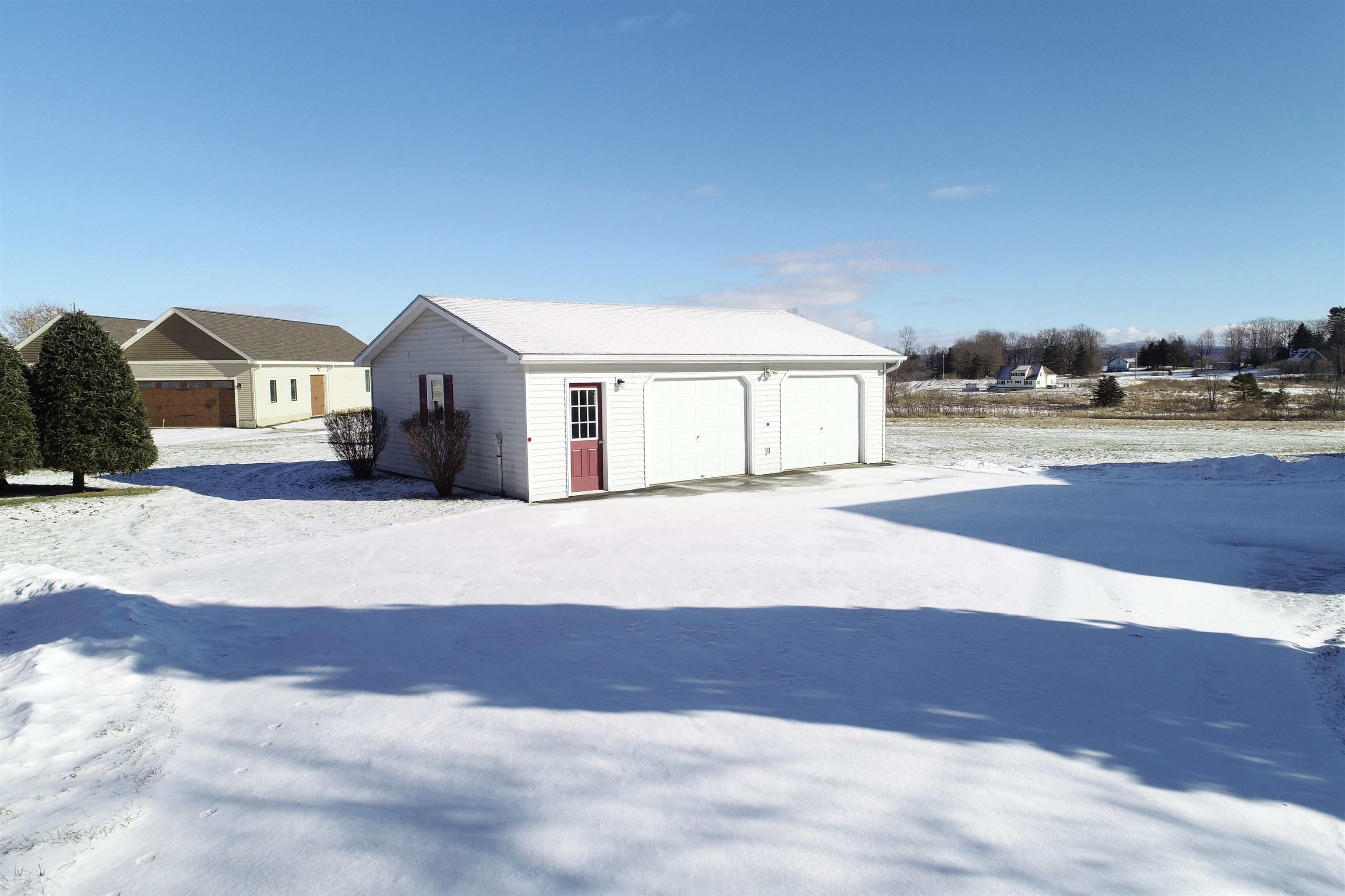 132 E Shore South Grand Isle, VT 05458 - Photo 9 of 58