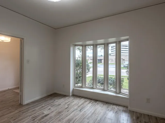 $2,400 | 14703 Barryknoll Lane, Unit 2, Houston, TX 77079