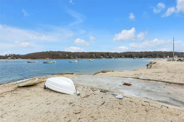 $699,000 | 1111 A Washington Drive, Unit A, Centerport, NY 11721